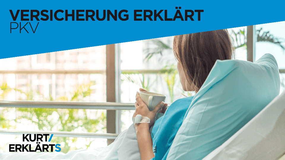 Person im Krankenbett mit Text: Versicherung erklärt – PKV